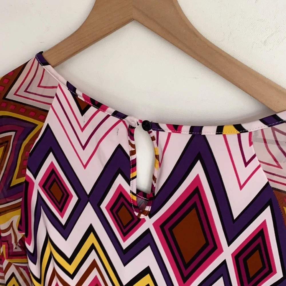 Vior Vior Multi colored‎ zigzag design dress, Sz 10